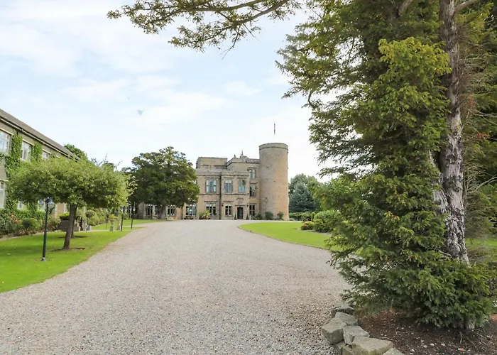 Best Hotels Close to Darlington Crematorium
