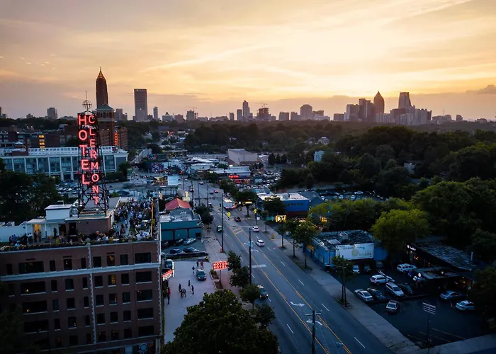 Best Hotels with Balconies in Atlanta